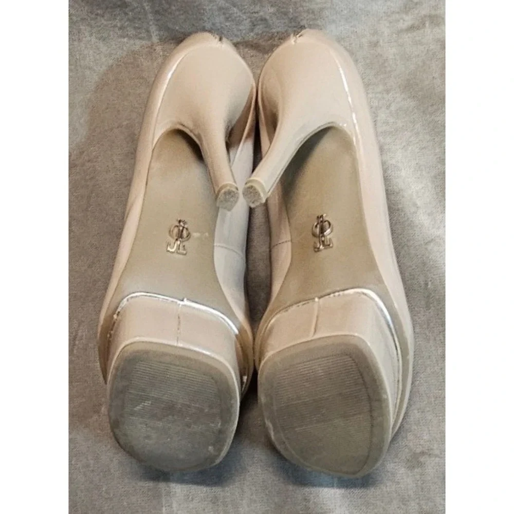 Jennifer Lopez Caliente Nude Patent Platform Pumps Heels Silver Trim Size 9